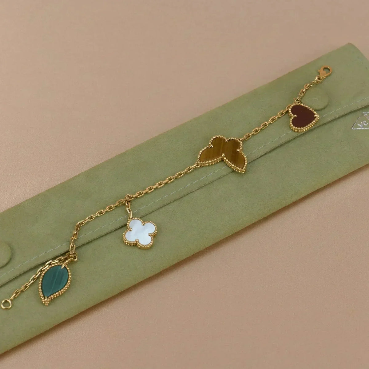 [Elowen jewelsry ]LUCKY SPRING 5 MOTIF GOLD BRACELET