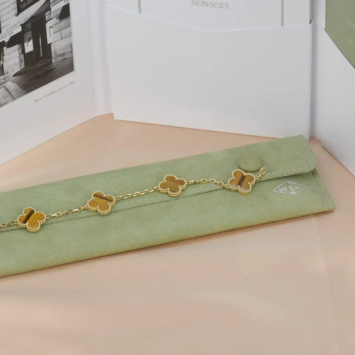 [Elowen jewelsry ] CLOVER 5 MOTIFS TIGER EYE BRACELET COLLECTION