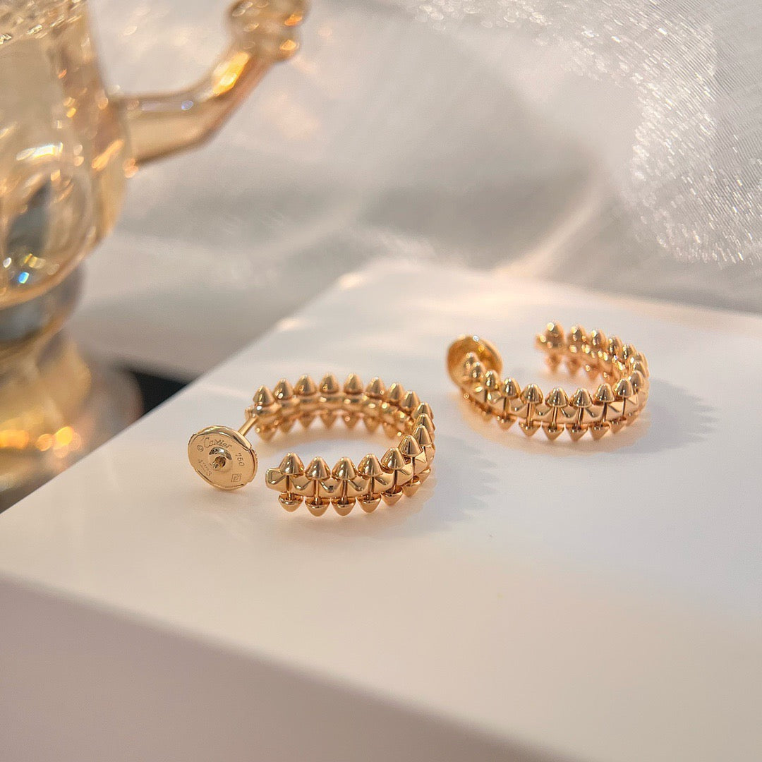 {
  "Elowen jewelsry": "Elowen ジュエリー",
  "CLASH SMALL HOOP EARRINGS": "クラッシュ スモール フープピアス"
}