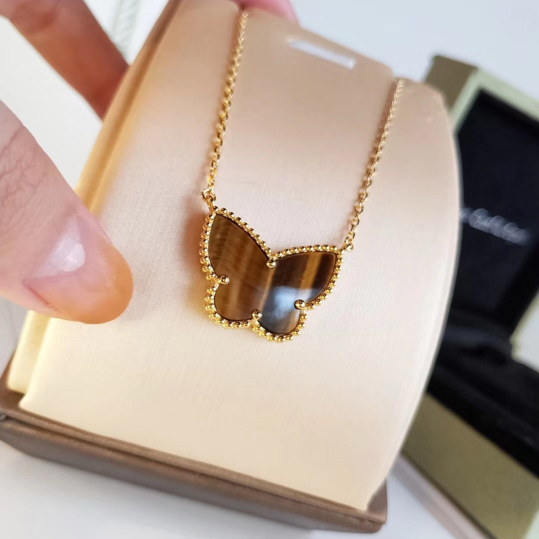 [Elowen jewelsry ] TIGER__ EYE BUTTERFLY NECKLACE