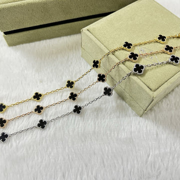 [Elowen jewelsry ]CLOVER 6 MOTIF  ONYXS BRACELET