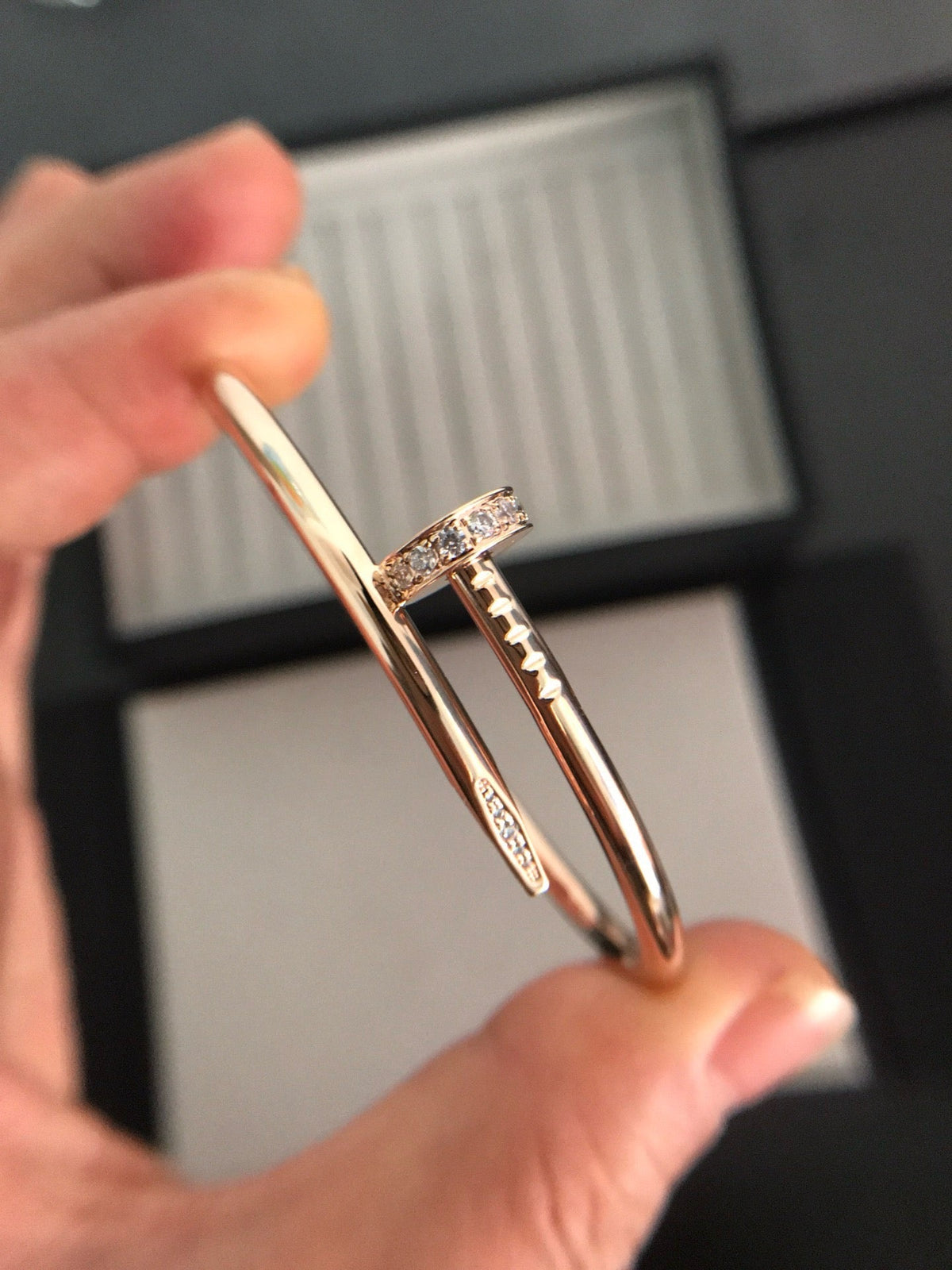 {
  "Elowen jewelsry": "Elowen Schmuck",
  "JUSTE BRACELET 3.5MM DIAMONDS": "JUSTE ARMBAND 3,5 MM DIAMANTEN"
}
