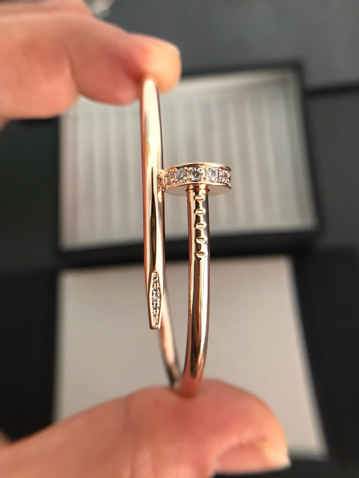 {
  "Elowen jewelsry": "Elowen Schmuck",
  "JUSTE BRACELET 3.5MM DIAMONDS": "JUSTE ARMBAND 3,5 MM DIAMANTEN"
}