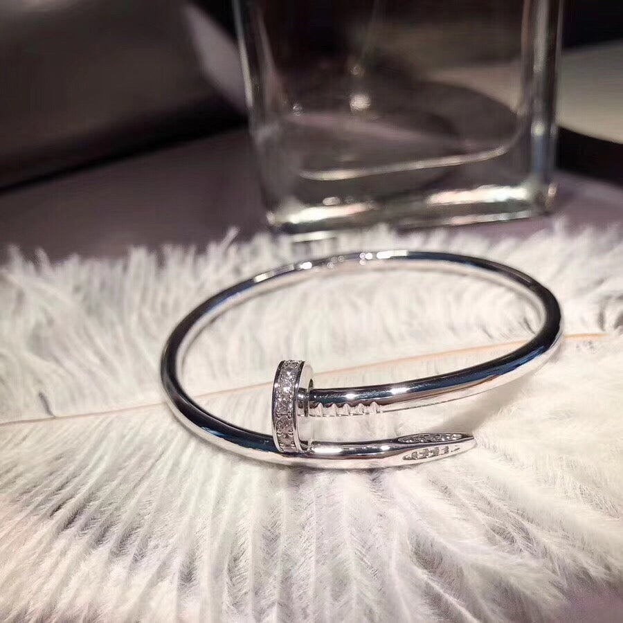 {
  "Elowen jewelsry": "Elowen Schmuck",
  "JUSTE BRACELET 3.5MM DIAMONDS": "JUSTE ARMBAND 3,5 MM DIAMANTEN"
}