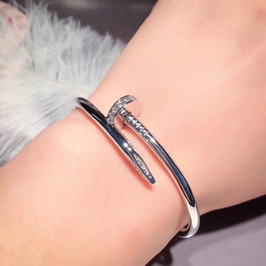 {
  "Elowen jewelsry": "Elowen Schmuck",
  "JUSTE BRACELET 3.5MM DIAMONDS": "JUSTE ARMBAND 3,5 MM DIAMANTEN"
}