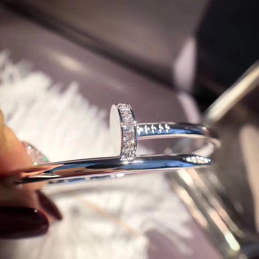{
  "Elowen jewelsry": "Elowen Schmuck",
  "JUSTE BRACELET 3.5MM DIAMONDS": "JUSTE ARMBAND 3,5 MM DIAMANTEN"
}