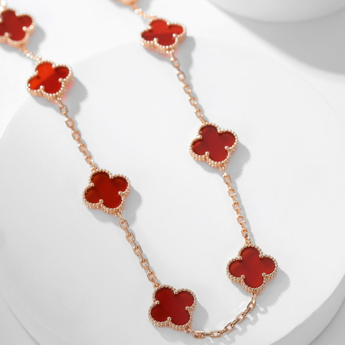 [Elowen jewelsry ]CLOVER 10 MOTIFS CARNELIAN NECKLACE