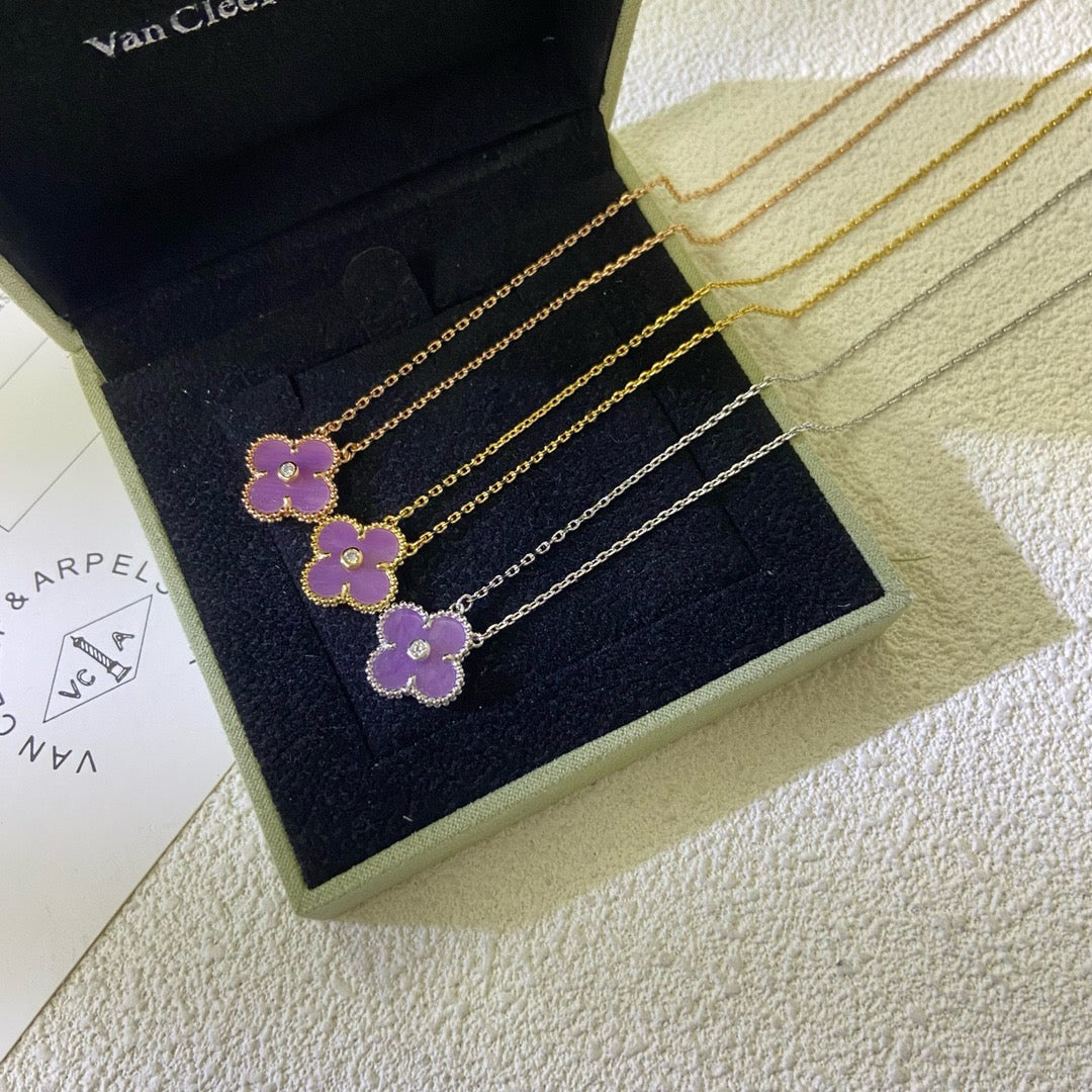 [Elowen jewelsry ]CLOVER 15MM DIAMOND  PURPLE VIOLET NECKLACE