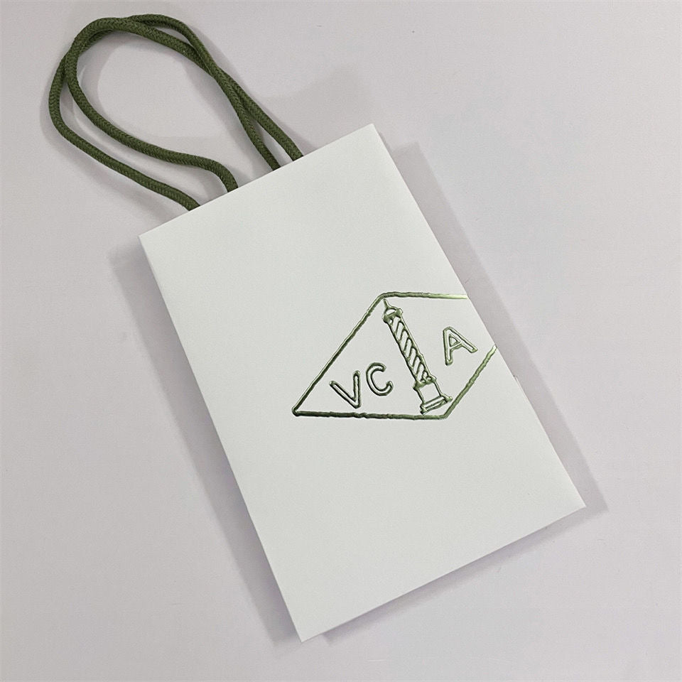 [Elowen jewelsry ]VA CLOVER BRACELET NECKLACE RING BOX GIFT BAG