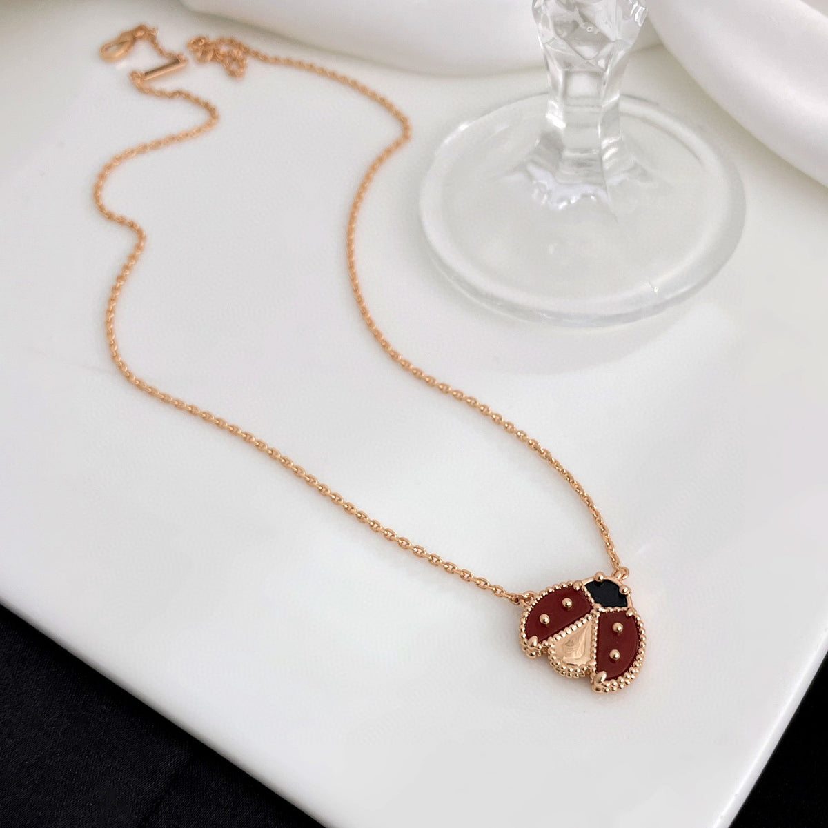 [Elowen jewelsry ]LUCKY  CARNELIANS LADYBUG NECKLACE
