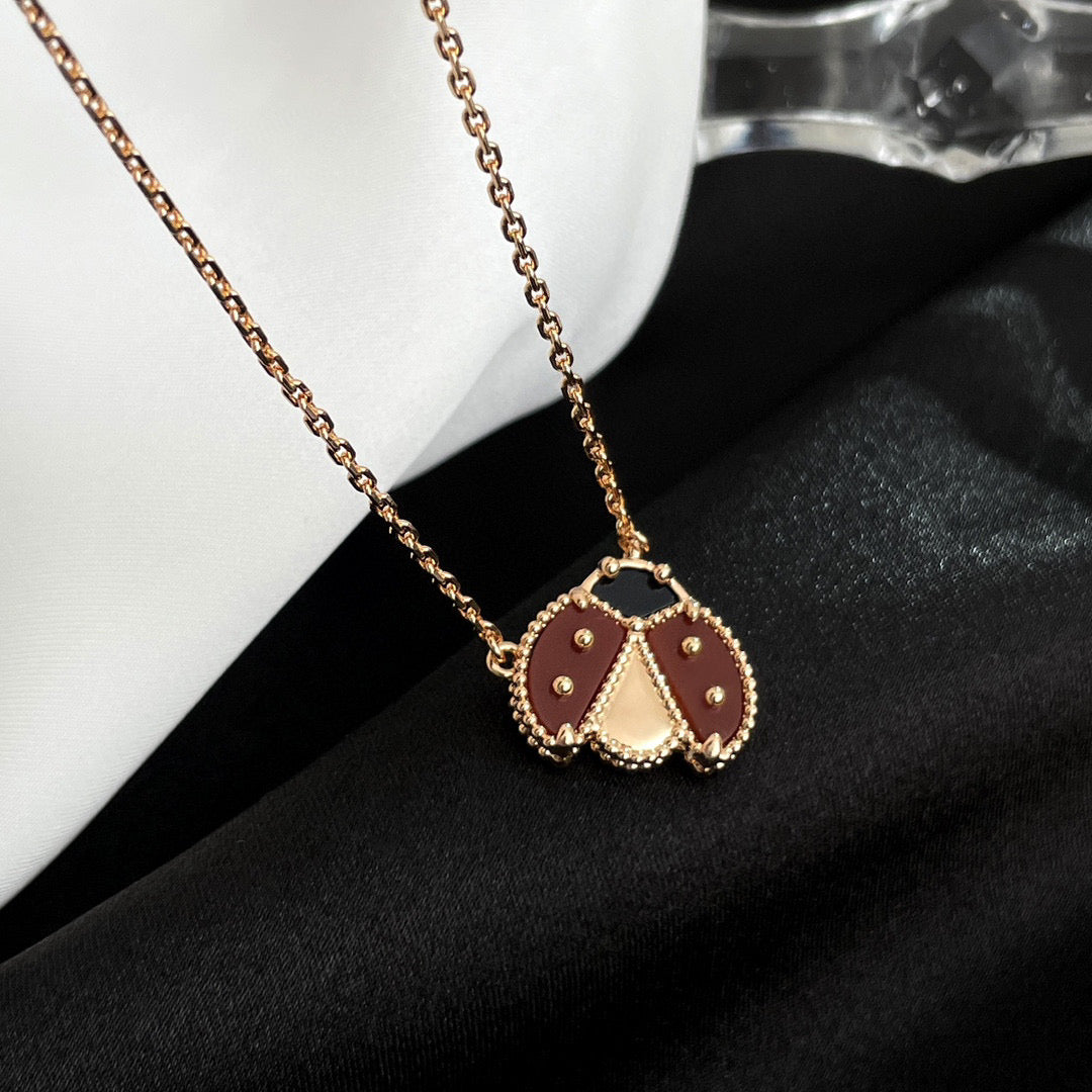 [Elowen jewelsry ]LUCKY  CARNELIANS LADYBUG NECKLACE