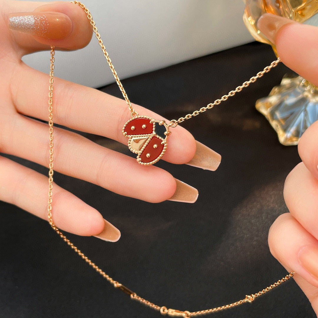 [Elowen jewelsry ]LUCKY  CARNELIANS LADYBUG NECKLACE