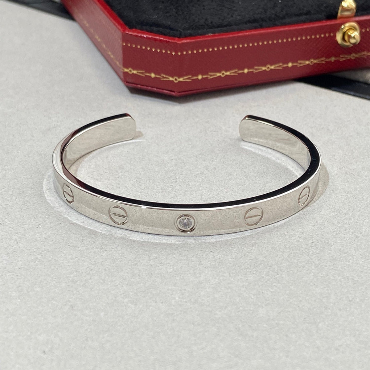 [Elowen jewelsry ]LOVE BRACELET 6.1MM 1 DIAMOND OPEN CUFF