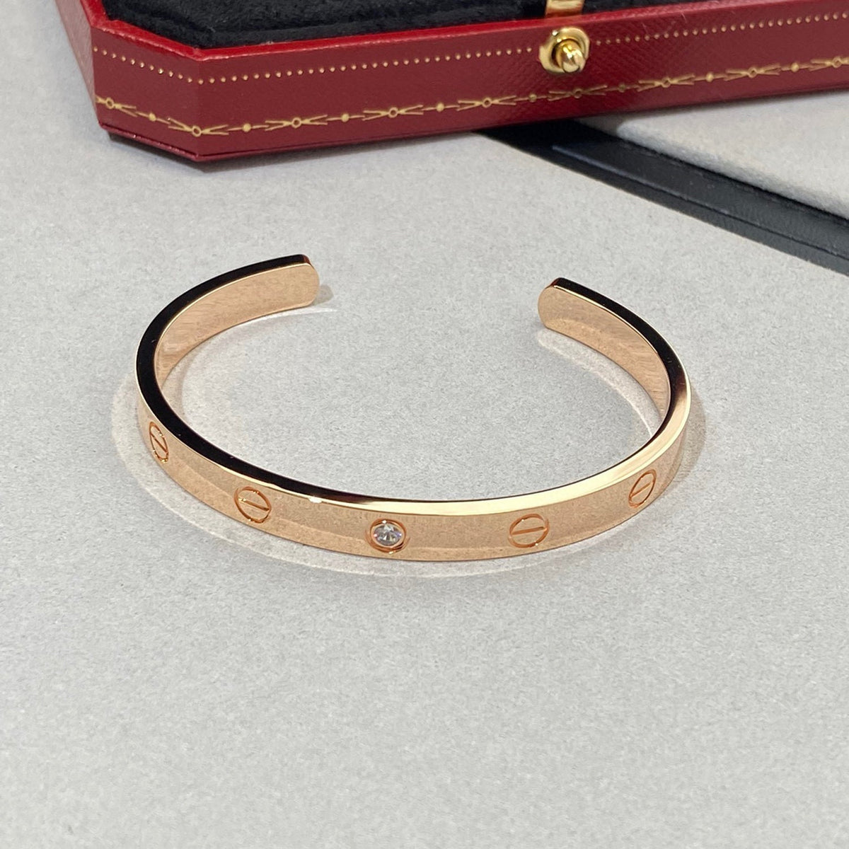 [Elowen jewelsry ]LOVE BRACELET 6.1MM 1 DIAMOND OPEN CUFF