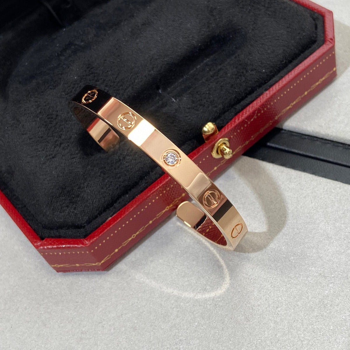 [Elowen jewelsry ]LOVE BRACELET 6.1MM 1 DIAMOND OPEN CUFF