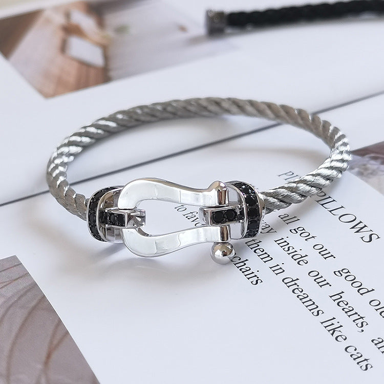 [Elowen jewelsry ]FORCE LARGE HORSESHOE BLACK DIAMOND BRACELET SILVER