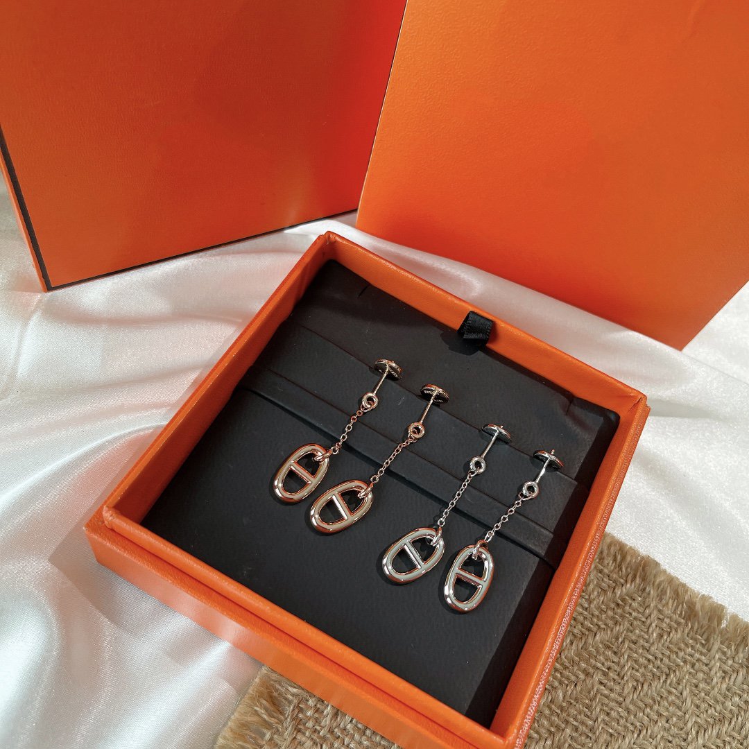 [Elowen jewelsry ]タッセルチェーンピアス