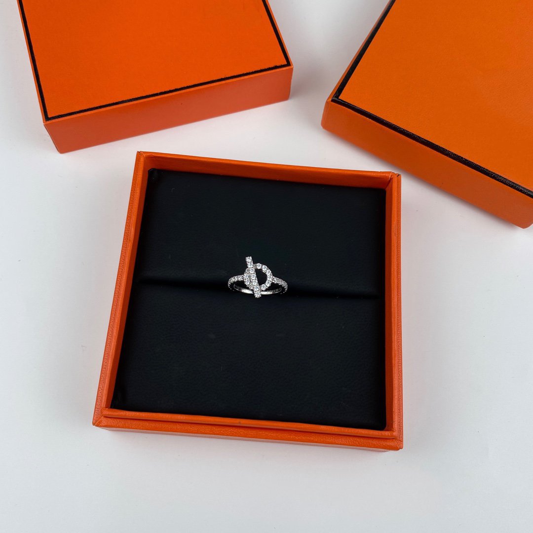 {
  "Elowen jewelsry": "Elowen ジュエリー",
  "ECHAPPEE RING SILVER DIAMOND": "エシャペ リング シルバー ダイヤモンド"
}