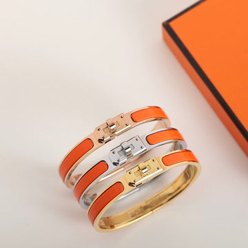 {
  "Elowen jewelsry": "Elowen ジュエリー",
  "HM KELLY ORANGE BRACELET": "HM ケリー オレンジ ブレスレット"
}