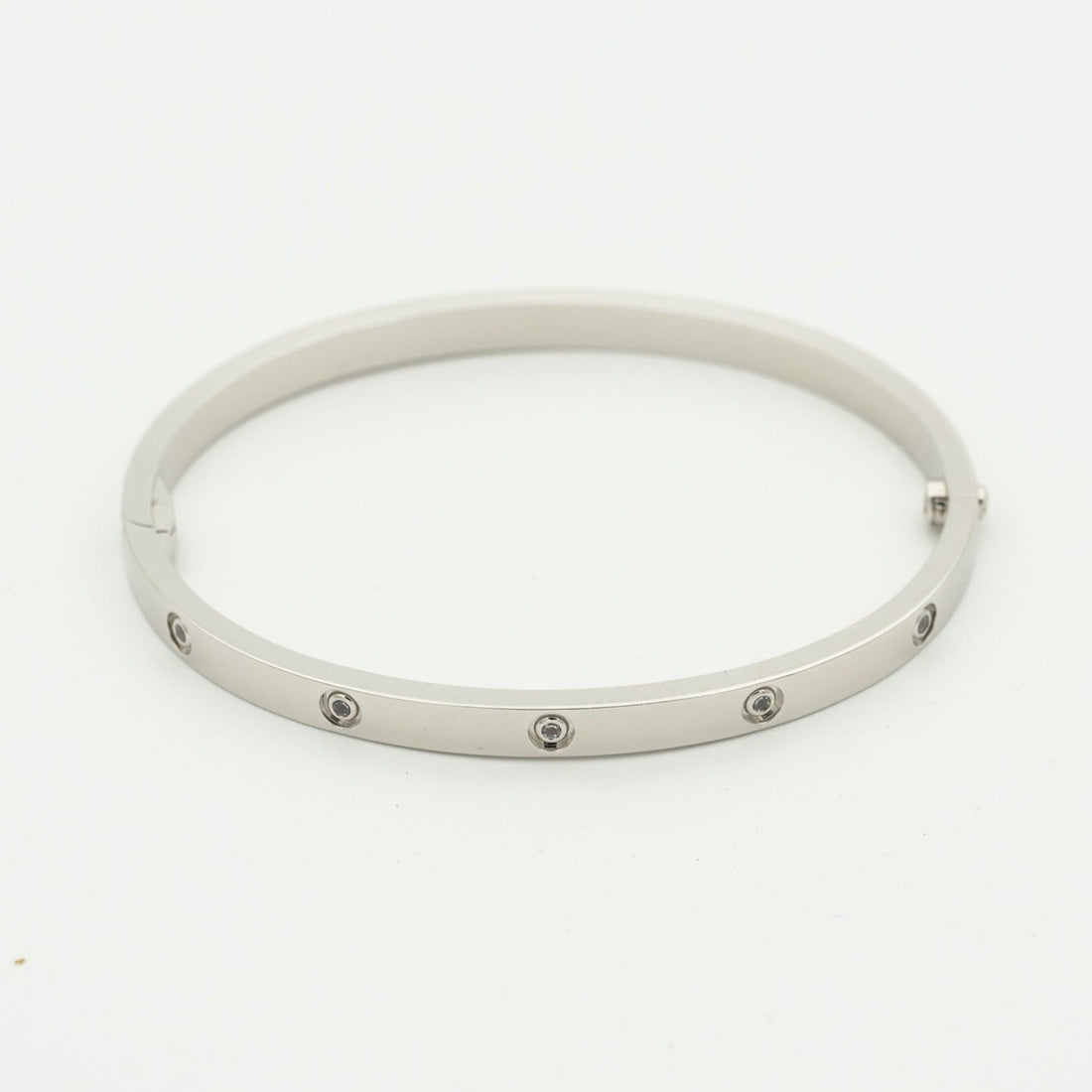 {
  "Elowen jewelsry": "Elowen ジュエリー",
  "LOVE BRACELET 3.65MM 10 DIAMONDS": "LOVEブレスレット 3.65mm ダイヤモンド10石"
}