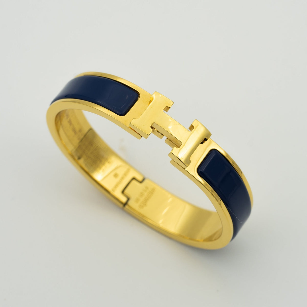 {
  "Elowen jewelsry ": "Elowen ジュエリー",
  "H BLUE BRACELET": "H ブルーブレスレット"
}