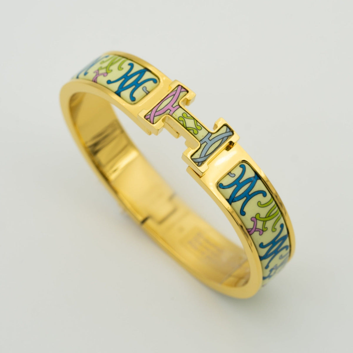 {
"Elowen jewelsry ": "Elowen Schmuck ",
"H BRACELET BEIGE MULTICOLOR": "H-ARMBAND BEIGE MEHRFARBIG"
}