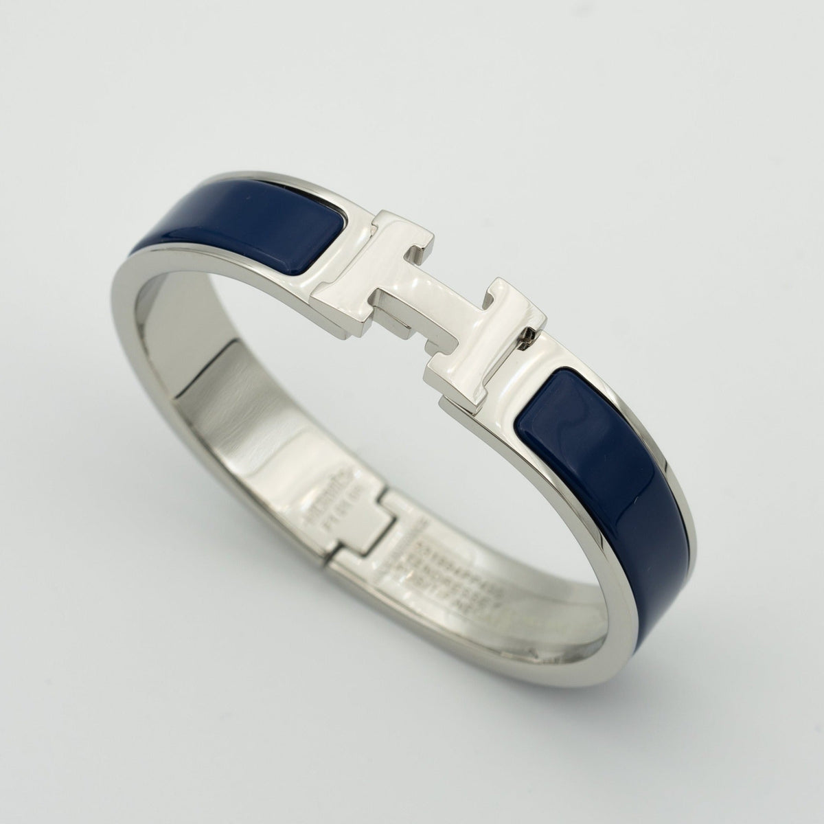 {
  "Elowen jewelsry ": "Elowen ジュエリー",
  "H BLUE BRACELET": "H ブルーブレスレット"
}