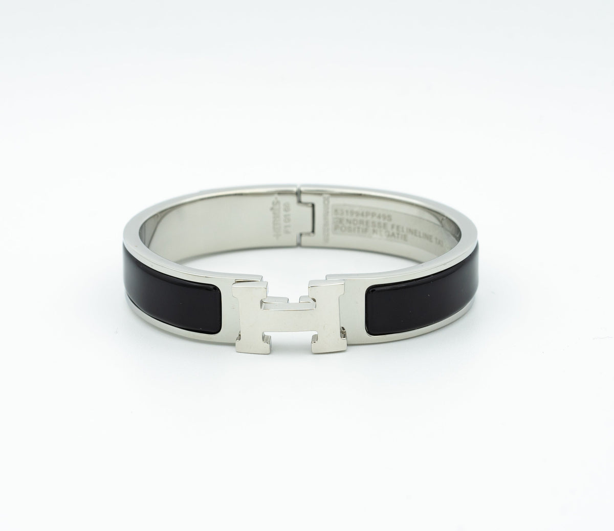 {
  "Elowen jewelsry ": "Elowen ジュエリー",
  "H BLACK BRACELET": "H ブラックブレスレット"
}