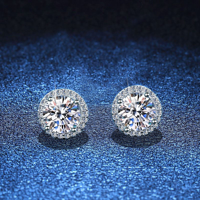 [Elowen]CLASSIC 4-PRONG ROUND MOISSANITE STUD EARRINGS