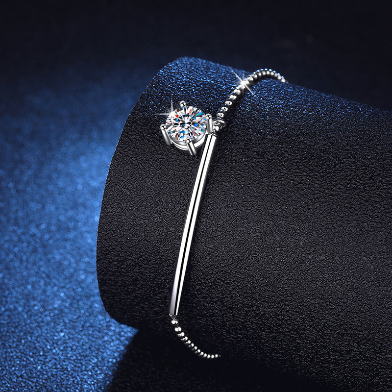 [Elowen]ELEGANTES MONDSICHEL-ARMBAND MIT MOISSANIT