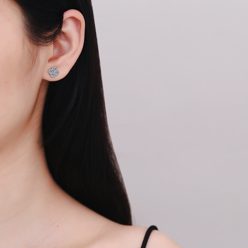 [Elowen]ELEGANT FOUR-LEAF CLOVER MOISSANITE STUD EARRINGS