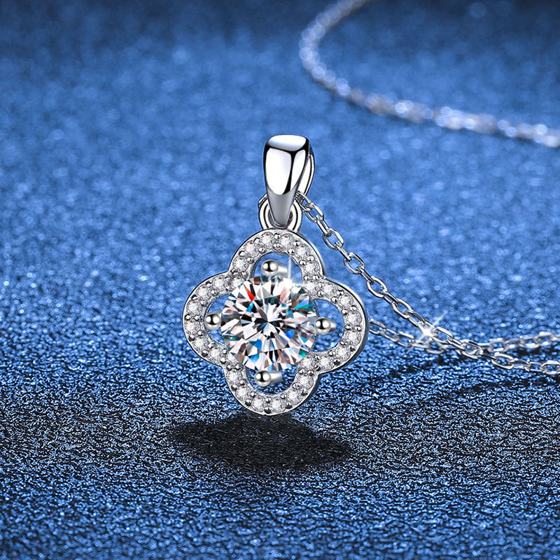 [Elowen]CLASSIC CLOVER MOISSANITE PENDANT NECKLACE