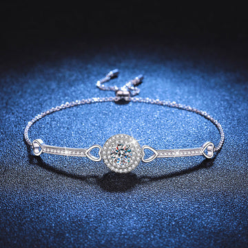 [Elowen]INTERLOCKING HEART & CIRCLE MOISSANITE BRACELET