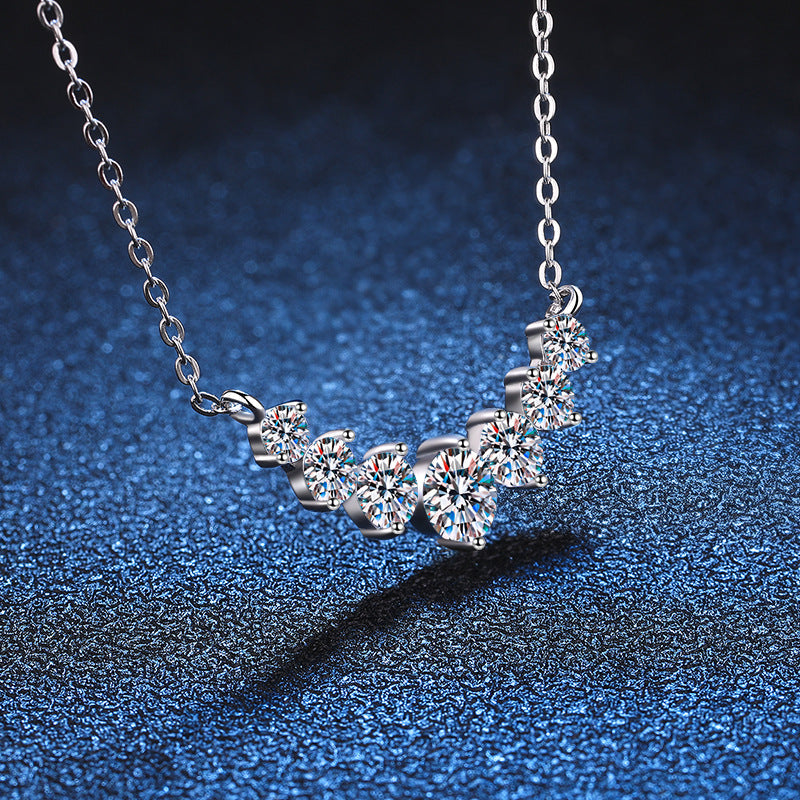 {"[Elowen]MINIMALIST CURVED SMILE MOISSANITE NECKLACE": "【Elowen】ミニマリスト・カーブスマイル・モアサナイトネックレス"}