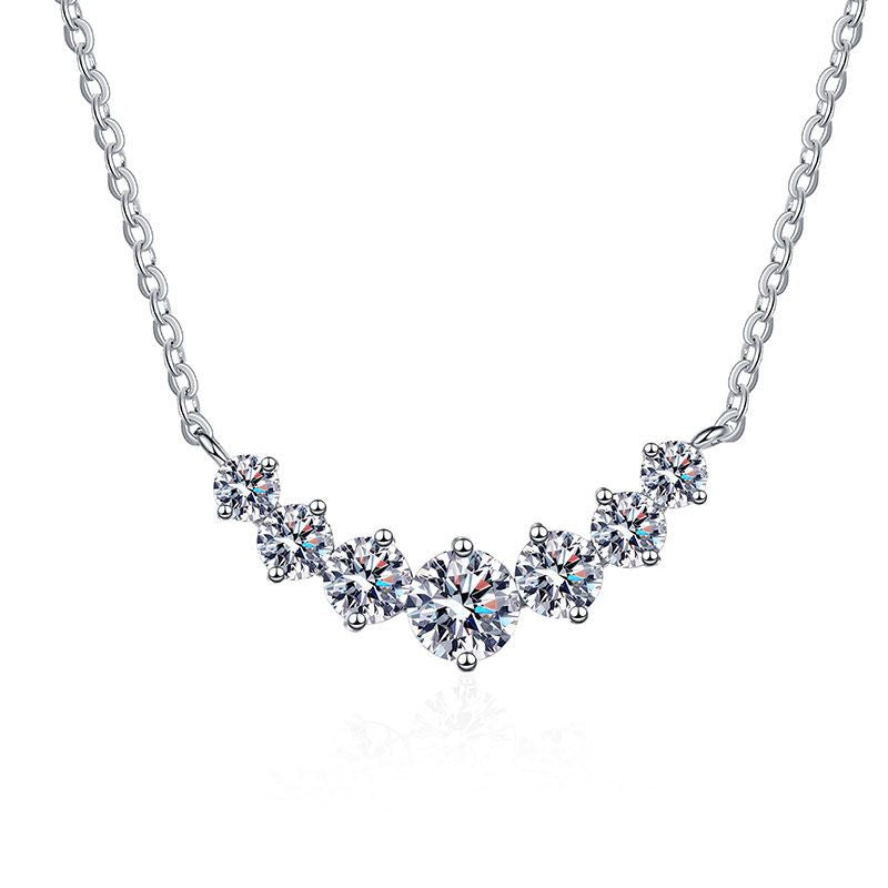 {"[Elowen]MINIMALIST CURVED SMILE MOISSANITE NECKLACE": "【Elowen】ミニマリスト・カーブスマイル・モアサナイトネックレス"}