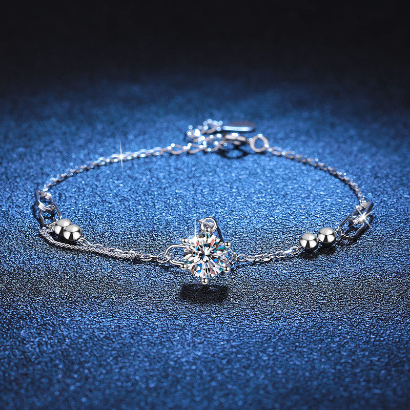 {
  "Elowen": "エロウェン",
  "CLASSIC SOLITAIRE MOISSANITE BRACELET": "クラシック ソリティア モアサナイト ブレスレット"
}
