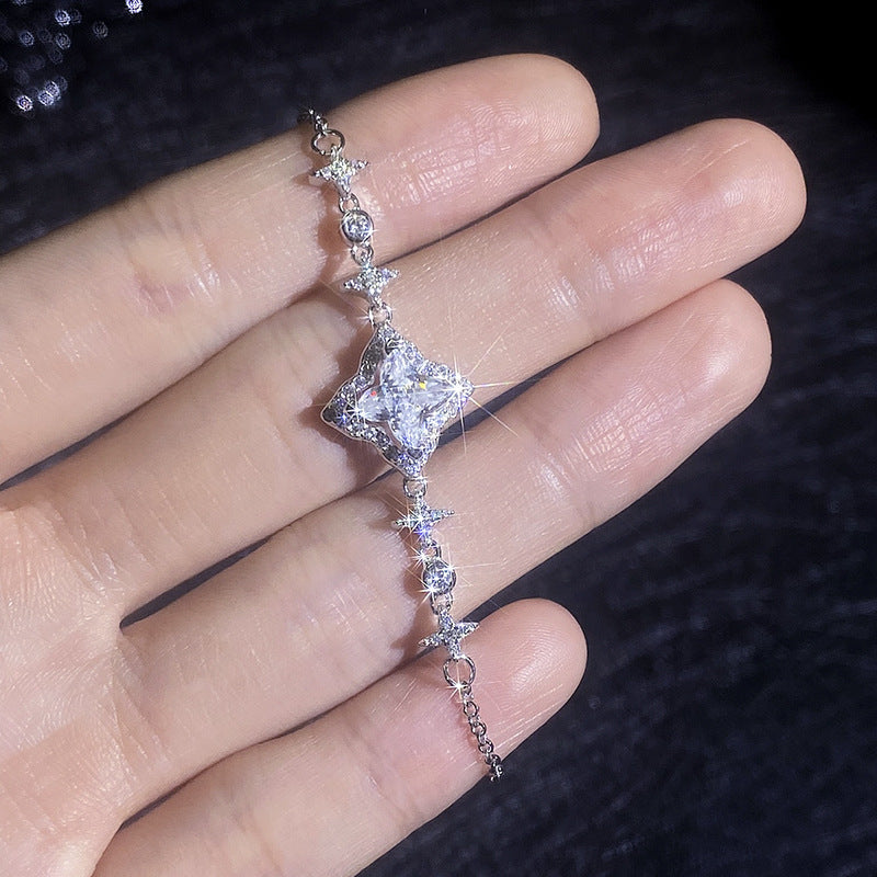 [Elowen]MARQUISE-CLOVER MOISSANITE BRACELET