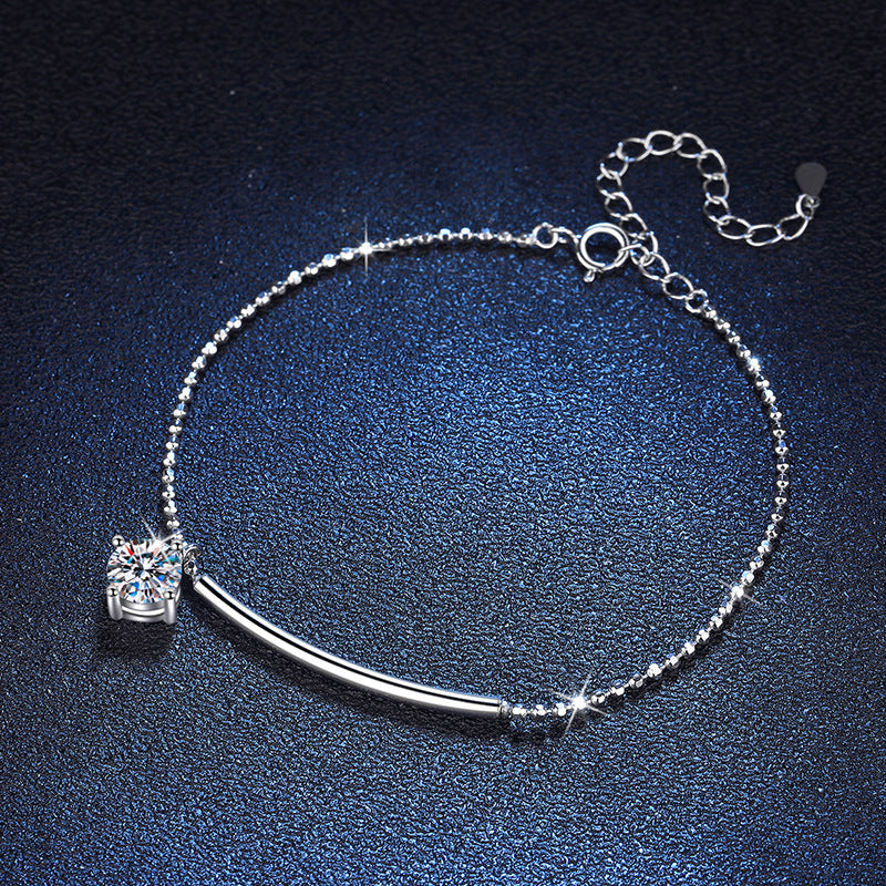 [Elowen]ELEGANTES MONDSICHEL-ARMBAND MIT MOISSANIT