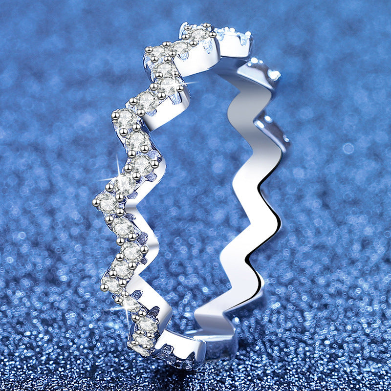 [Elowen] CHIC WELLENFÖRMIGER MOISSANIT-ETERNITY-RING