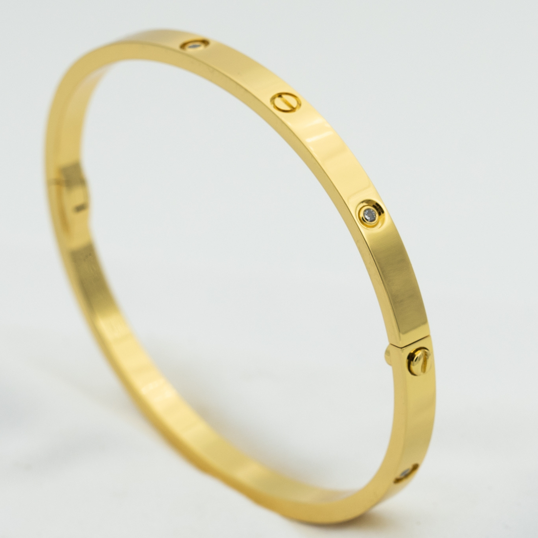{
"Elowen jewelsry ": "Elowen ジュエリー",
"LOVE BRACELET 3.65MM 6 DIAMONDS": "LOVEブレスレット 3.65mm 6ダイヤモンド"
}
