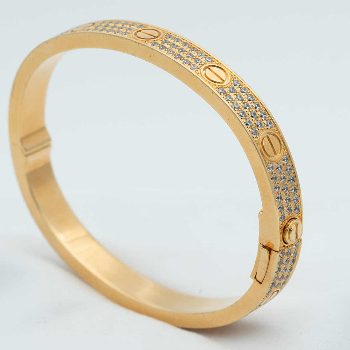 {
  "Elowen jewelsry": "Elowen ジュエリー",
  "LOVE BRACELET 6.1MM DIAMOND-PAVED": "LOVE ブレスレット 6.1mm ダイヤモンドパヴェ"
}