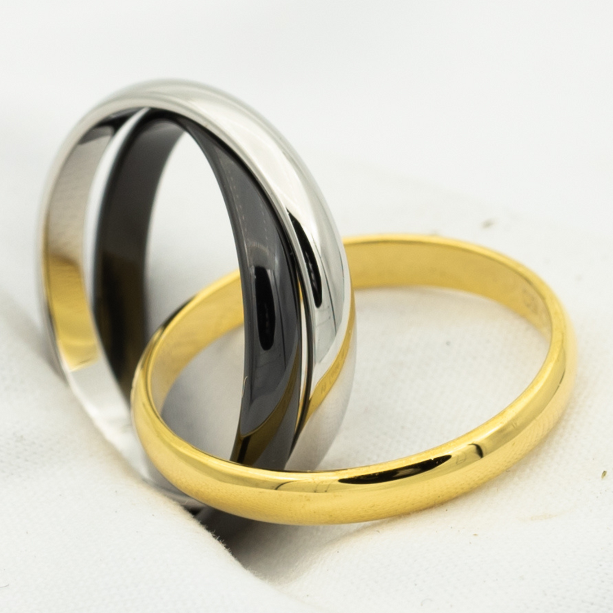 [Elowen Schmuck] TRINITY RING SCHWARZ GOLD SILBER