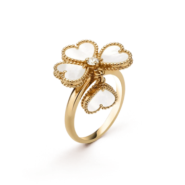 {
  "Elowen jewelsry": "Elowen ジュエリー",
  "SWEET CLOVER WHITE MOP RING": "スウィートクローバー ホワイトMOPリング"
}