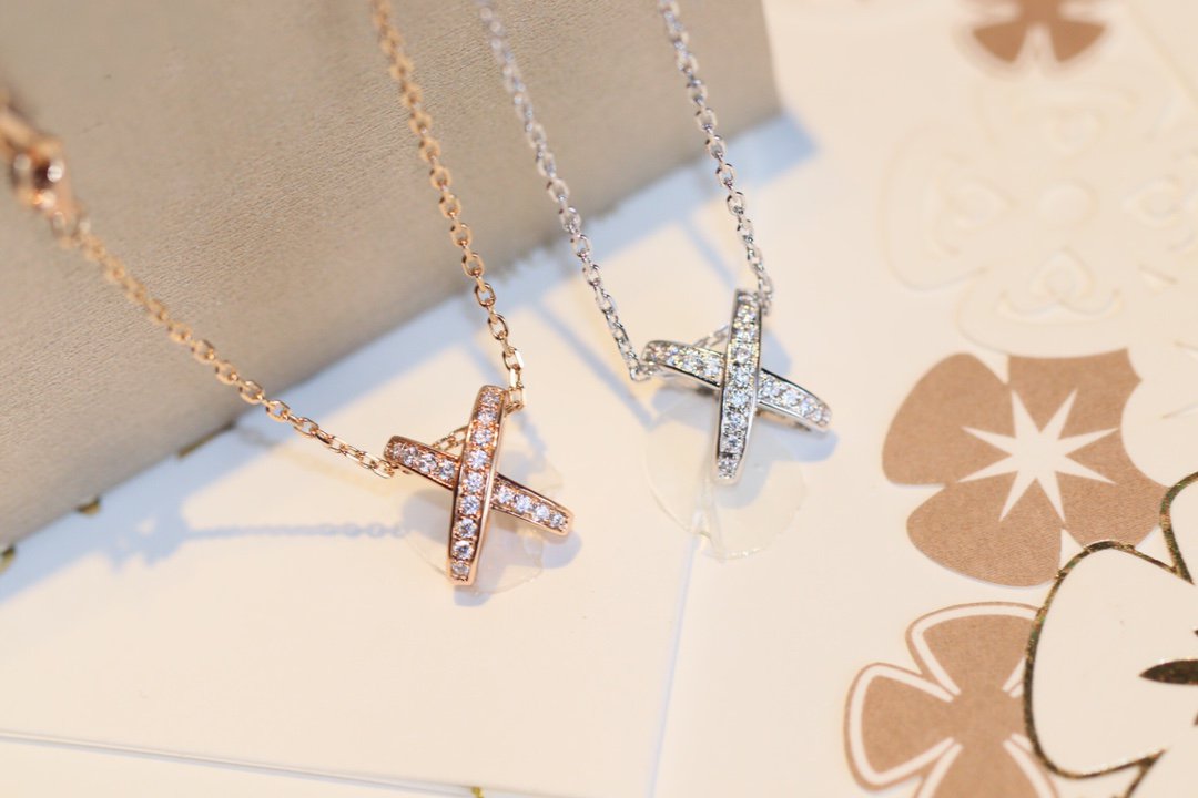 [Elowen Schmuck] DIAMANT-HALSKETTE JEUX