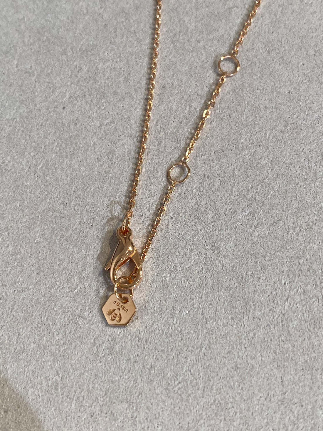 [Elowen jewelsry ]BEE LOVE DIAMOND NECKLACE
