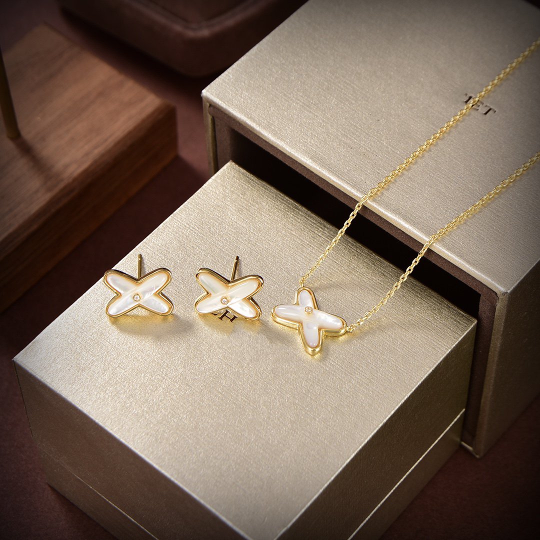[Elowen jewelsry ]JEUX DE WHITE MOP GOLD DIAMOND EARRINGS