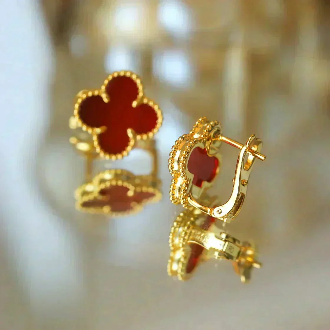 [Elowen jewelsry ]CLOVER MEDIUM 1 MOTIFS CARNELIAN  EARRINGS