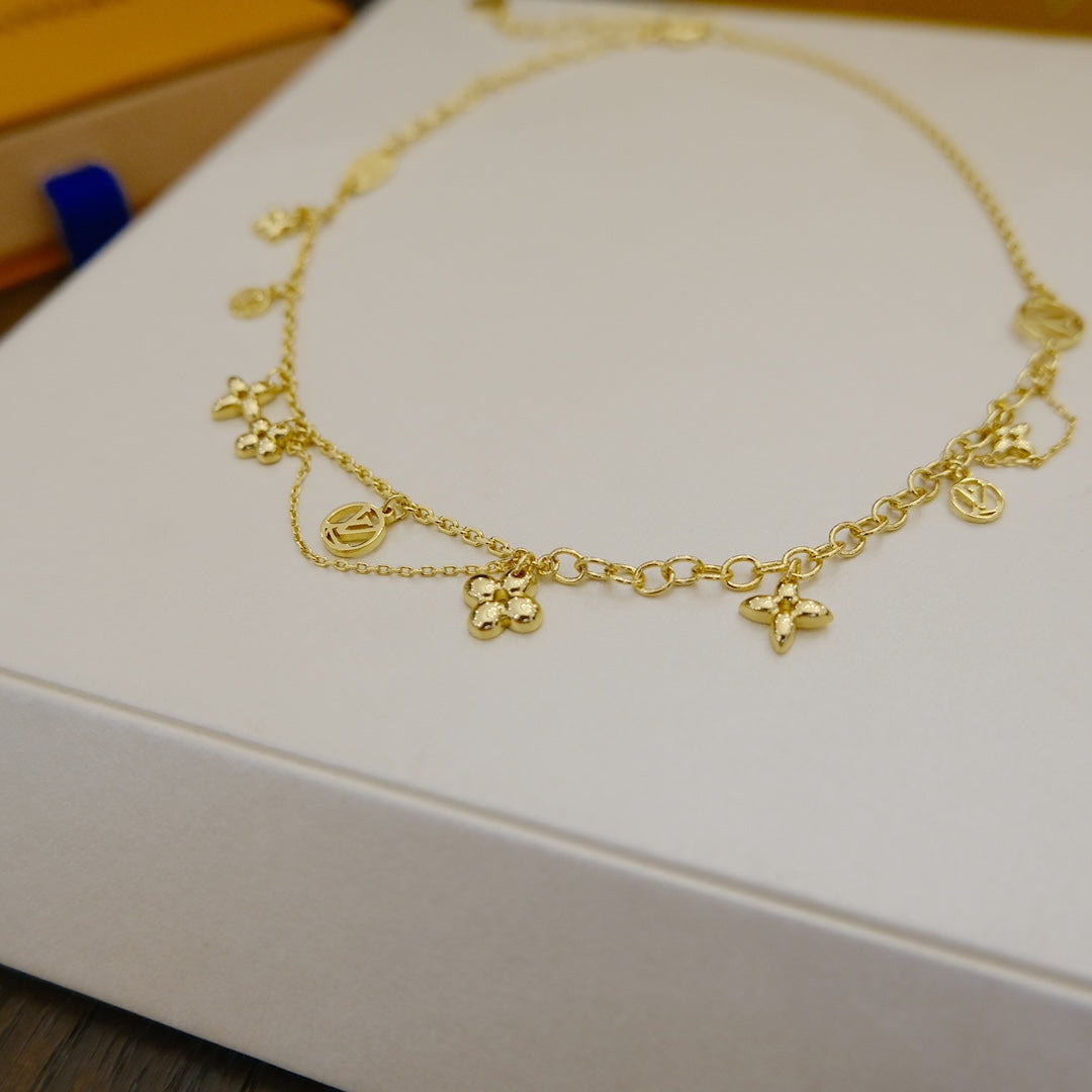 {
  "Elowen jewelsry": "Elowen ジュエリー",
  "BLOOMING SUPPLE NECKLACE BRASS": "ブルーミング サプル ネックレス ブラス"
}