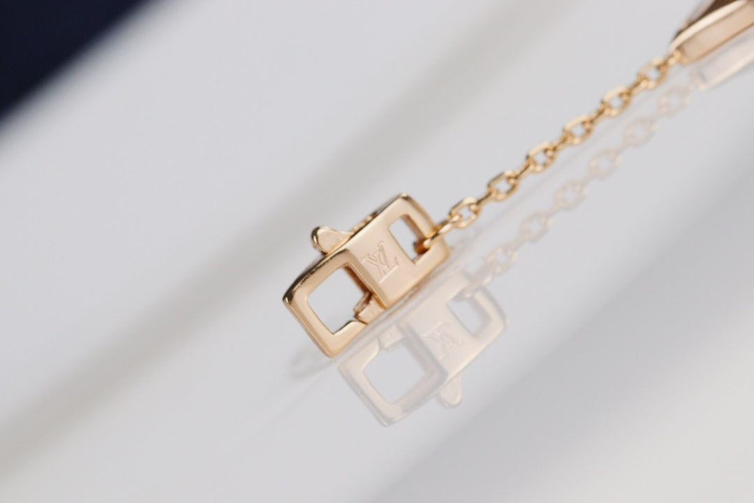 [Elowen jewelsry ]LEAF CLOVER BRACELET