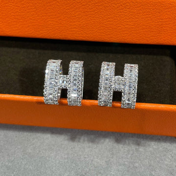 [Elowenジュエリー] シルバーダイヤモンド付きHスタッドピアス